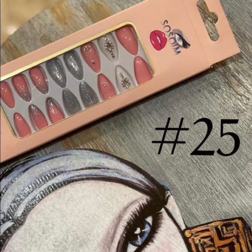 Press on nails | Fake Nails | stick on nails
